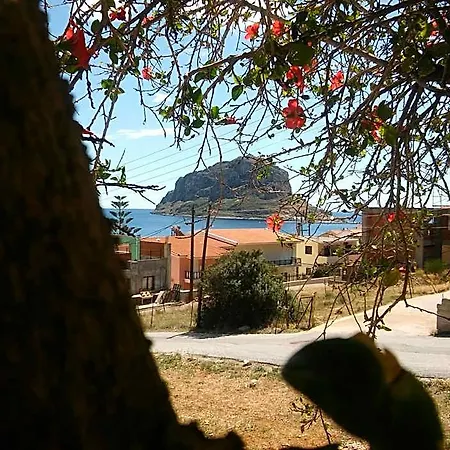 Hotel Castro 2*